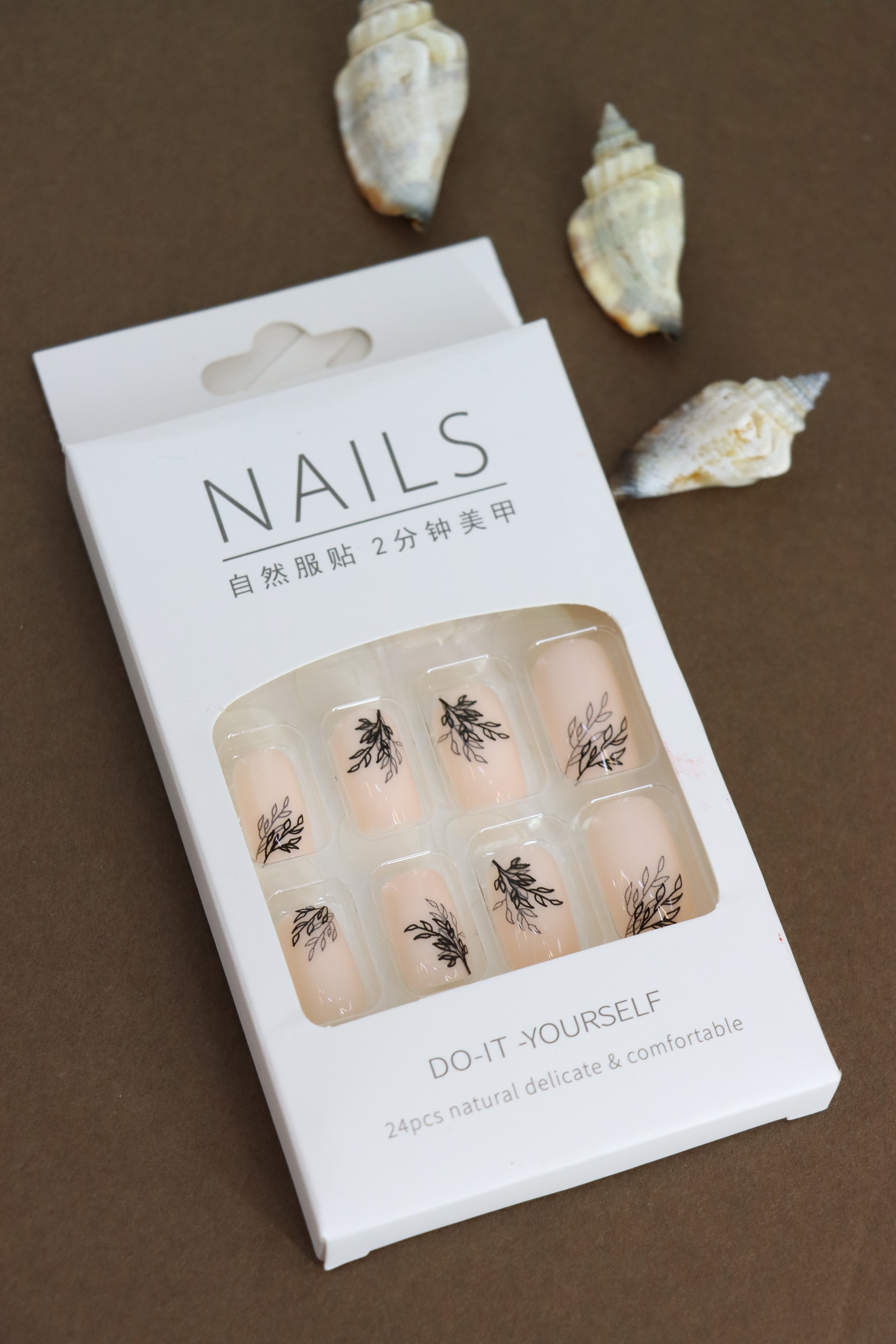 Elegant Botanical Black Line Art Nail Set – Minimalist Nude Design for a Sophisticated Look, 24pcs for Natural Delicate Comfort