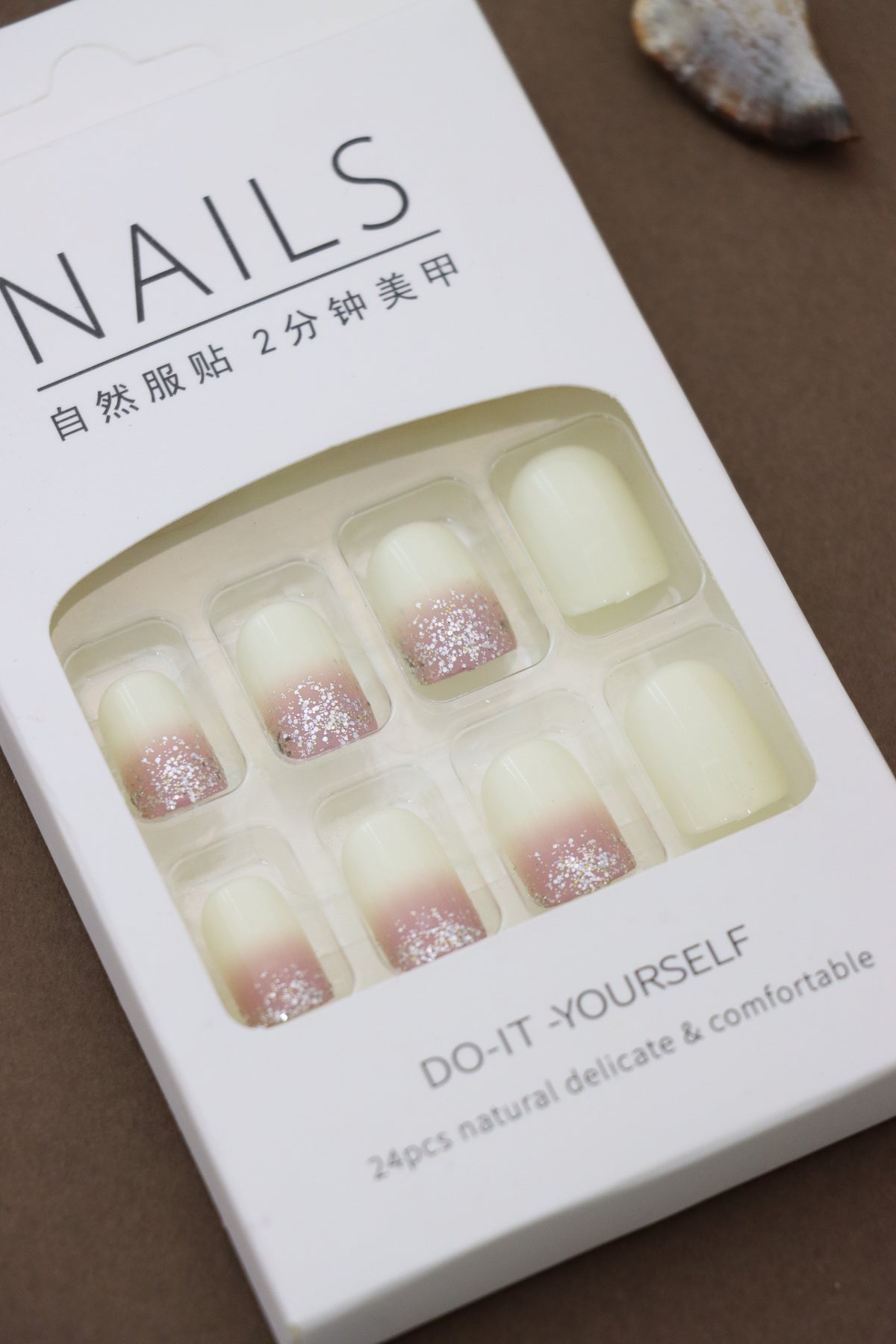 Pink Glitter Ombre Press-On Nails – Sparkling Elegance for Any Occasion