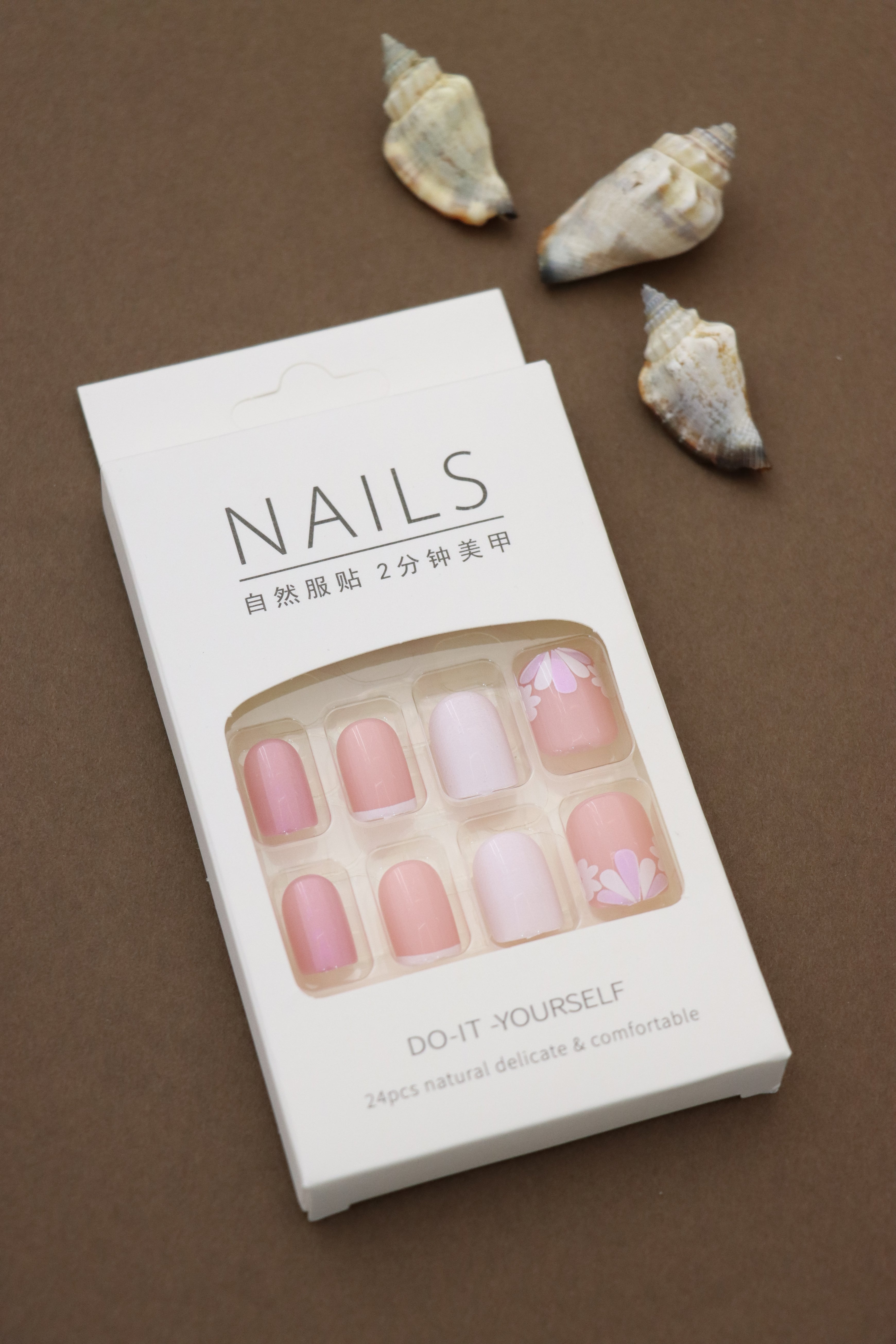 Delicate Pink Floral Press-On Nails - 24pcs Set with Soft Pastel Tones and Charming Floral Accents for a Feminine and Elegant Look.