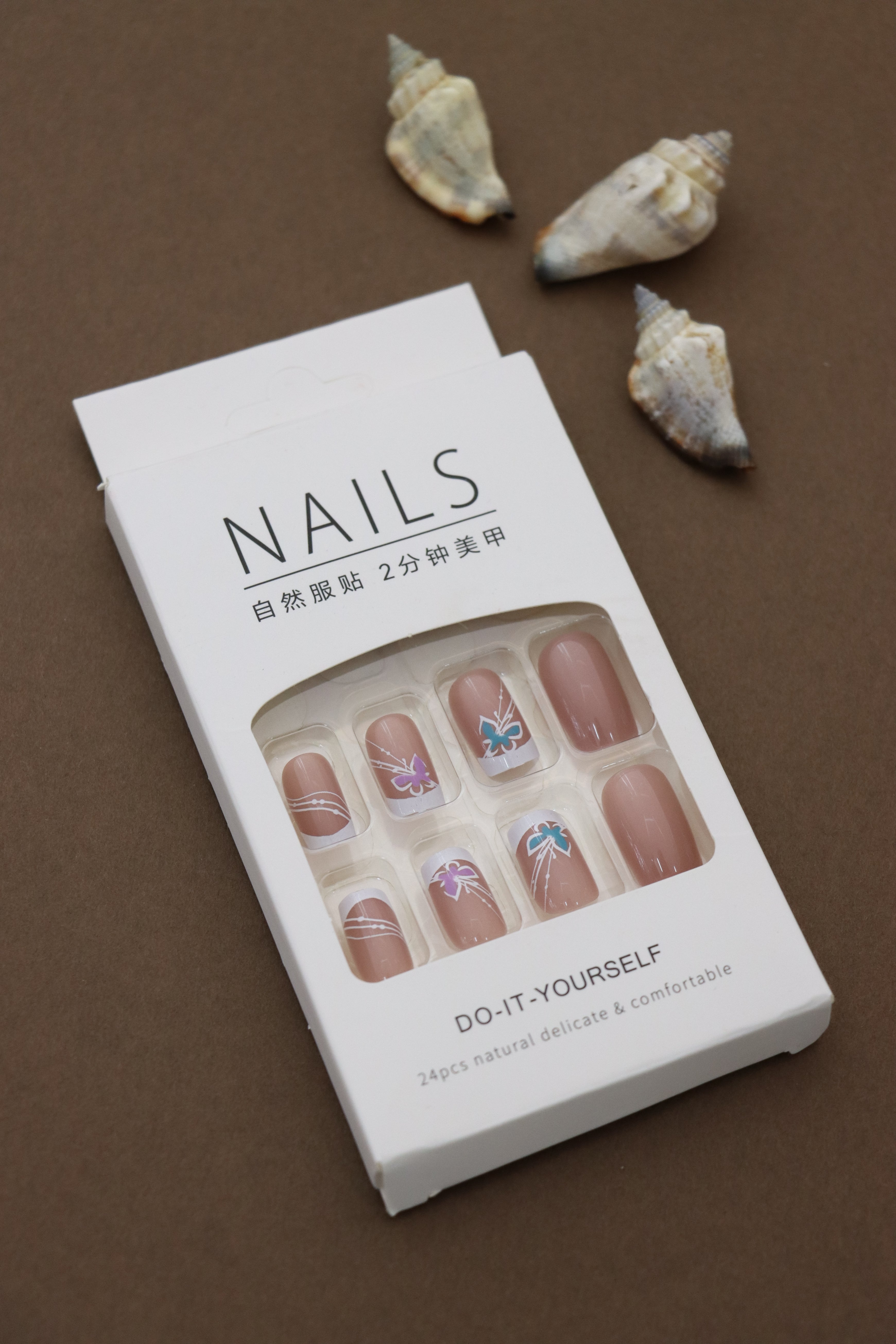 Elegant Nude with Butterfly Accent – Press-On Nail Set, 24pcs DIY Manicure