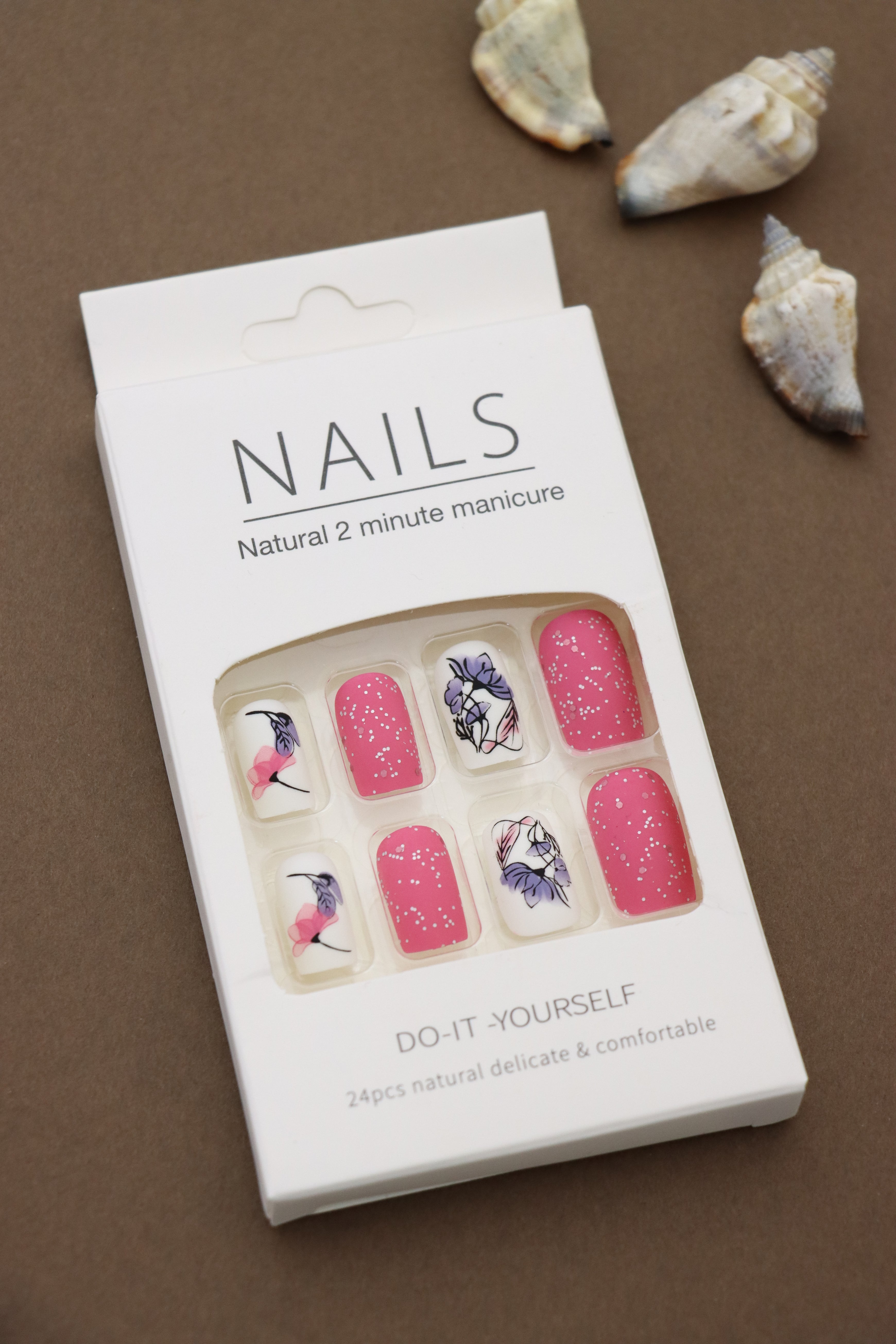 Pink and White Floral Print Press-On Nails – Elegant and Playful Design, 24pcs DIY Set