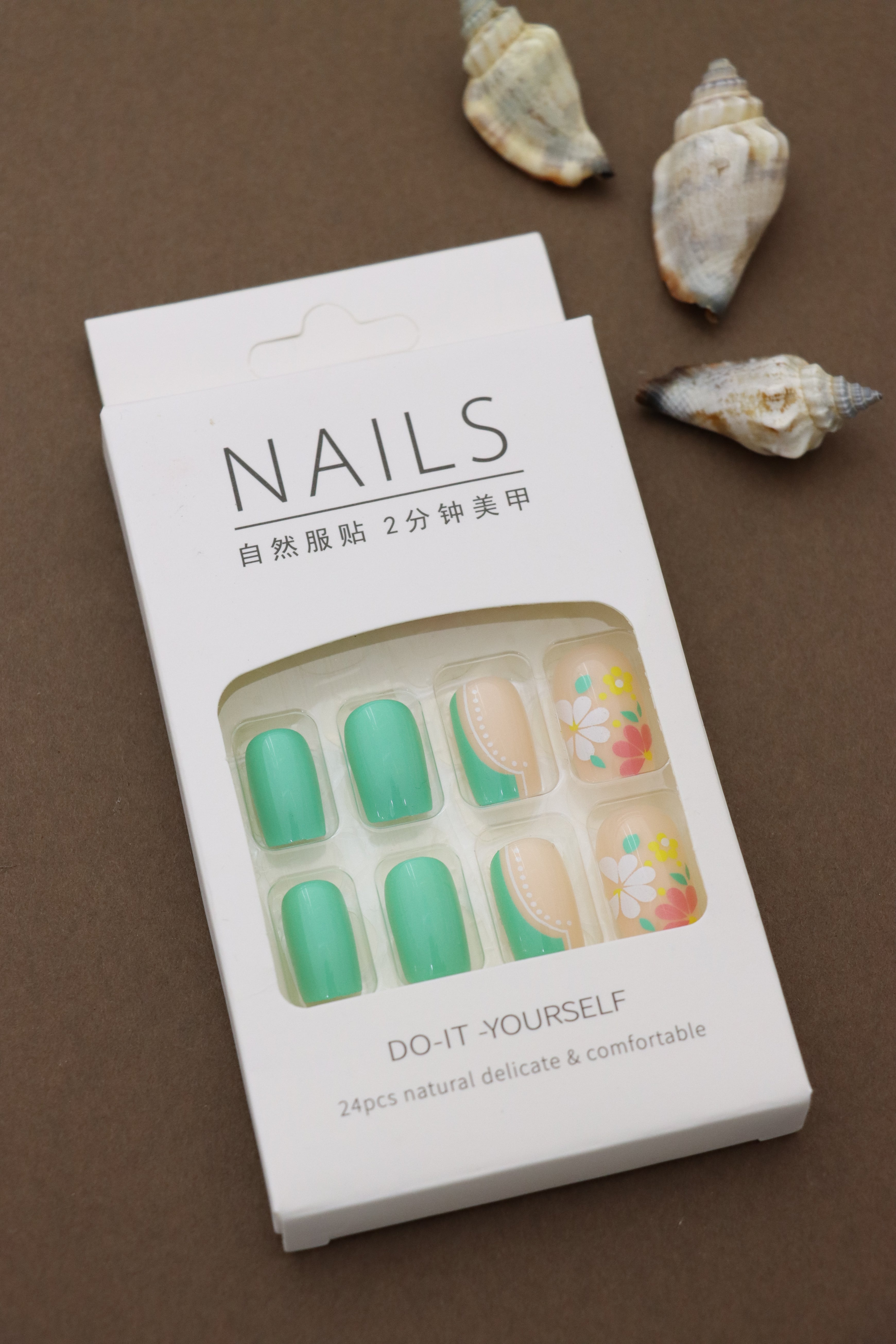 Mint Green & Floral Accent Press-On Nails – 24pcs DIY Set