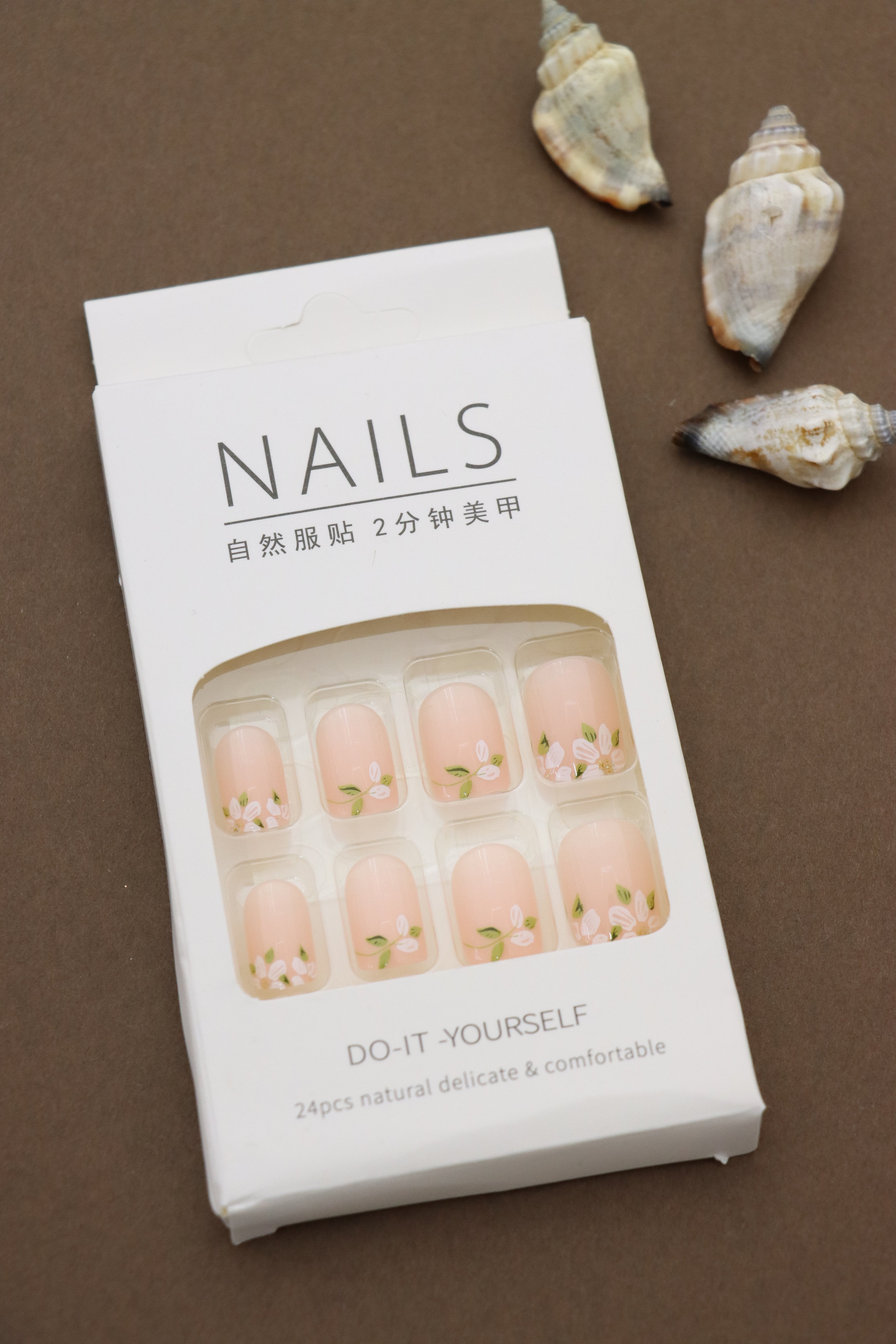 Peach Nude & Floral Press-On Nails – Elegant Blossom Design, 24pcs DIY Set