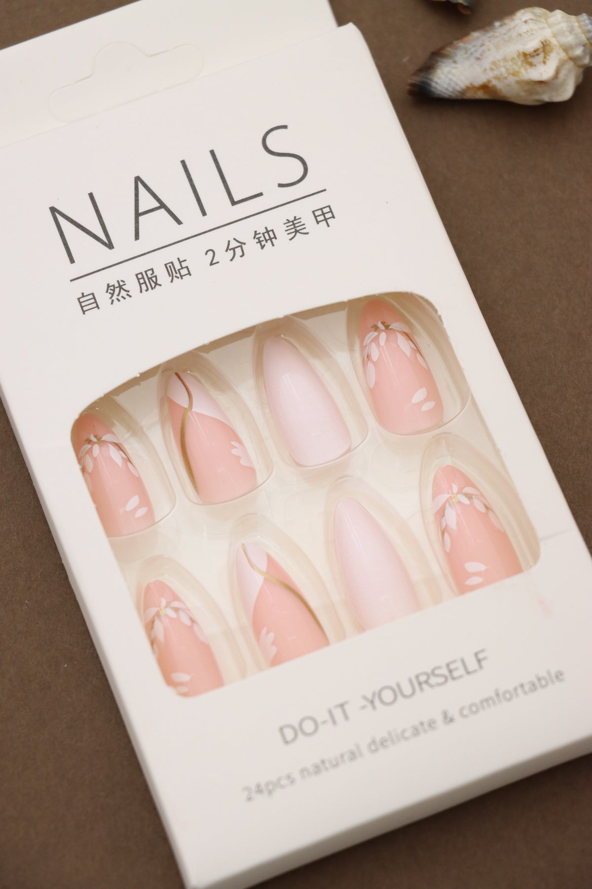 Peachy Pink Press-On Nails with Delicate Floral Accents - 24pcs Natural Delicate & Comfortable