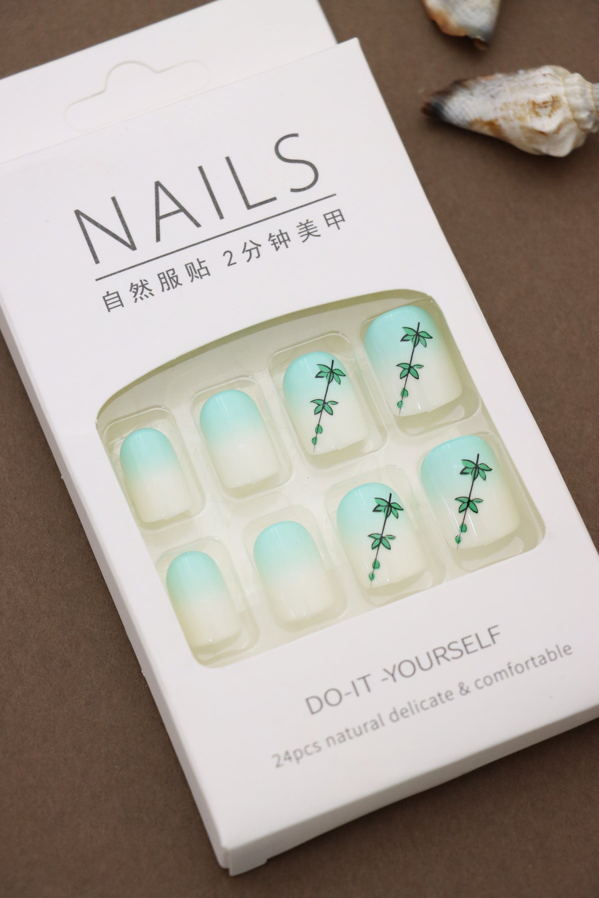Mint Gradient Press-On Nails with Elegant Green Vine Accent Design - 24pcs Set