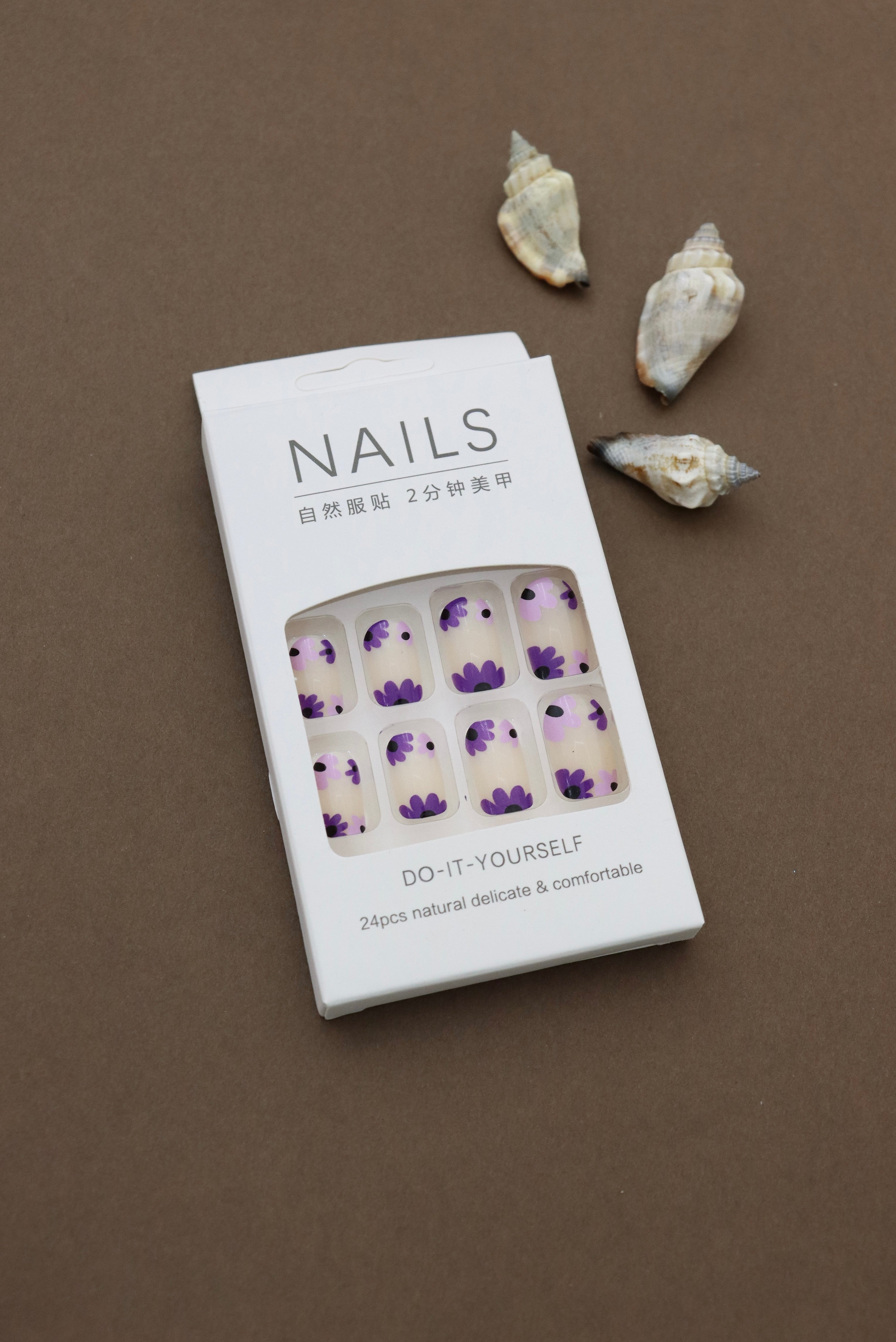 Purple Blossom Press-On Nails – Floral Design on Nude Base, 24pcs DIY Set